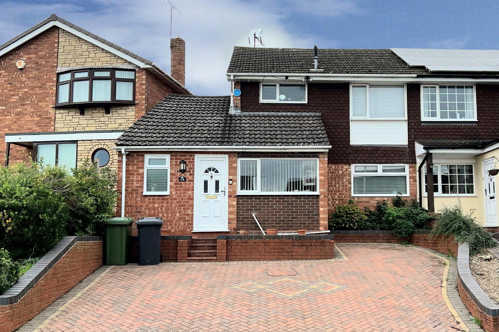 3 bed property in Ferndale Crescent, Kidderminster
